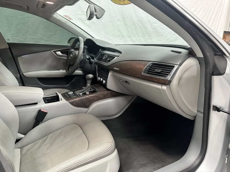 2013 Audi C7 A7 - Image 16 of 20