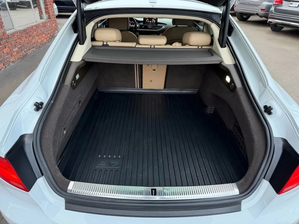 2013 Audi C7 A7 - Image 12 of 19
