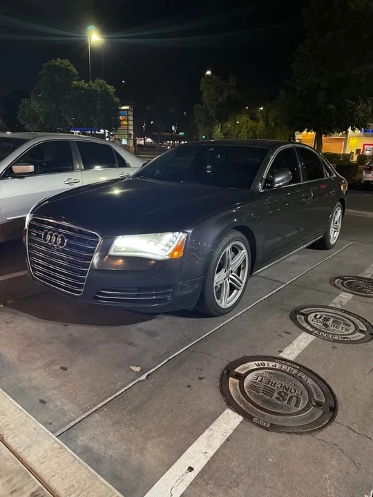 2013 Audi D4 A8 - Image 2 of 5