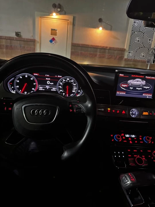 2013 Audi D4 A8 - Image 5 of 5