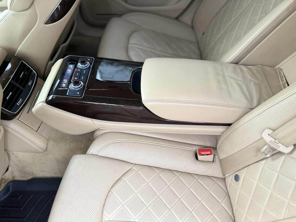 2013 Audi D4 A8 - Image 10 of 10