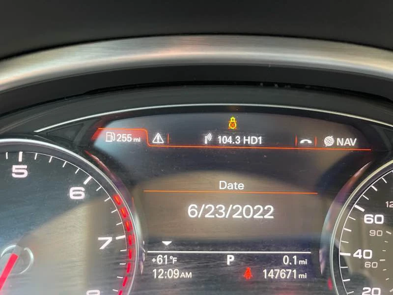 2013 Audi D4 A8 - Image 11 of 19