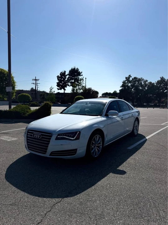2013 Audi D4 A8 - Image 2 of 14