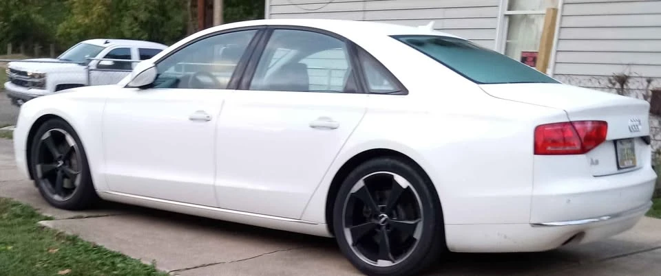 2013 Audi D4 A8 - Image 3 of 10