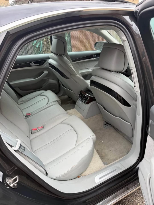 2013 Audi D4 A8 - Image 8 of 8