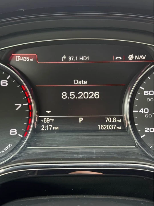 2013 Audi D4 A8 - Image 4 of 15