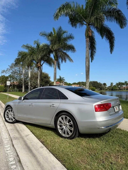2013 Audi D4 A8 - Image 10 of 18