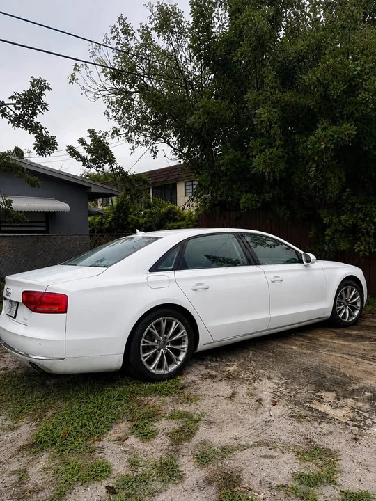2013 Audi D4 A8 - Image 2 of 5