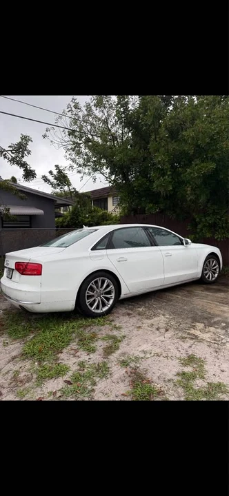 2013 Audi D4 A8 - Image 2 of 6