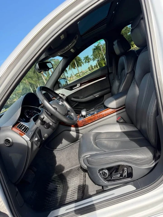 2013 Audi D4 A8 - Image 14 of 19