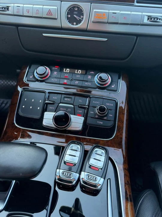 2013 Audi D4 A8 - Image 5 of 19
