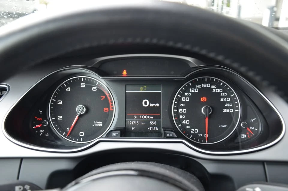 2013 Audi B8 A4 - Image 9 of 17