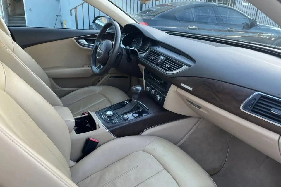 2013 Audi C7 A7 - Image 10 of 16