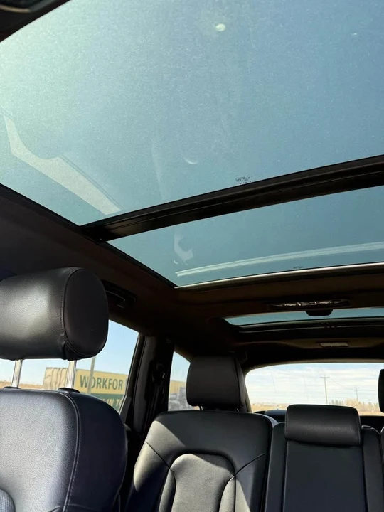 2013 Audi 4L Q7 - Image 2 of 10