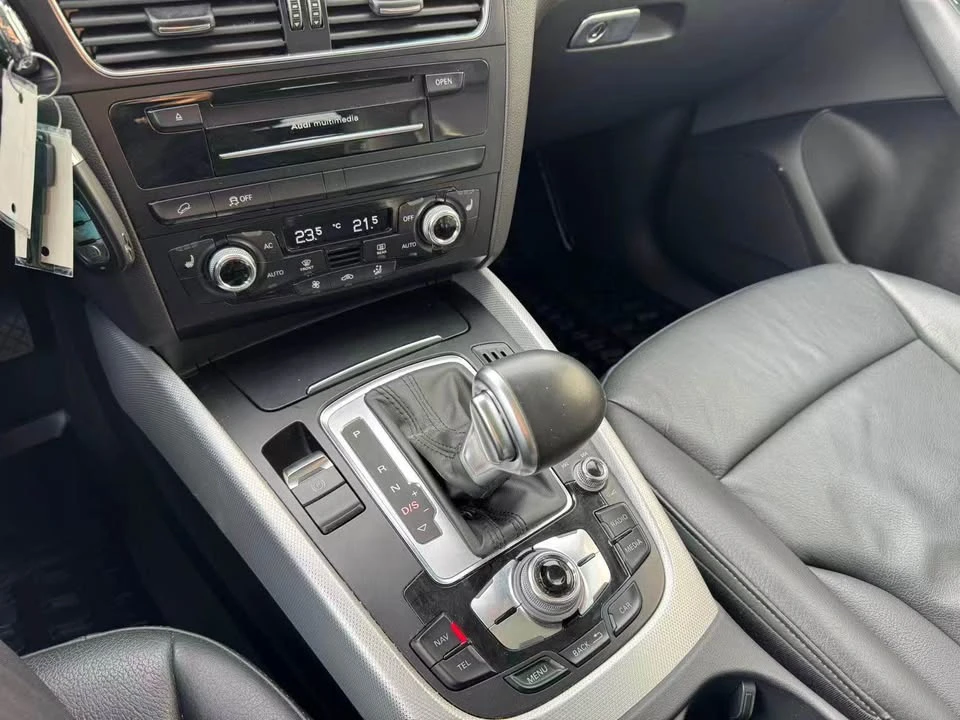 2013 Audi 8R Q5 - Image 8 of 12