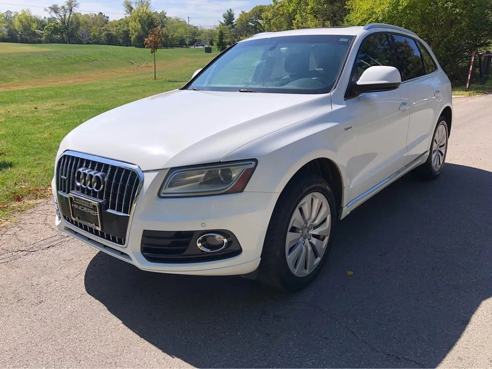2013 Audi 8R Q5 - Image 2 of 15