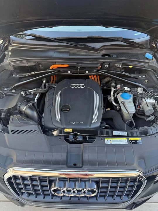 2013 Audi 8R Q5 - Image 8 of 15