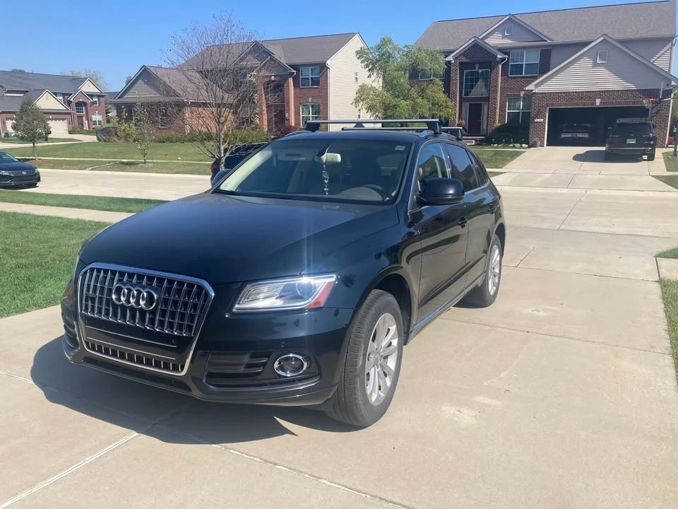 2013 Audi 8R Q5 - Image 2 of 17