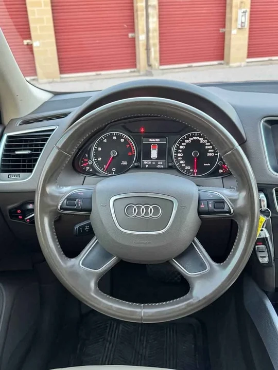 2013 Audi 8R Q5 - Image 9 of 20