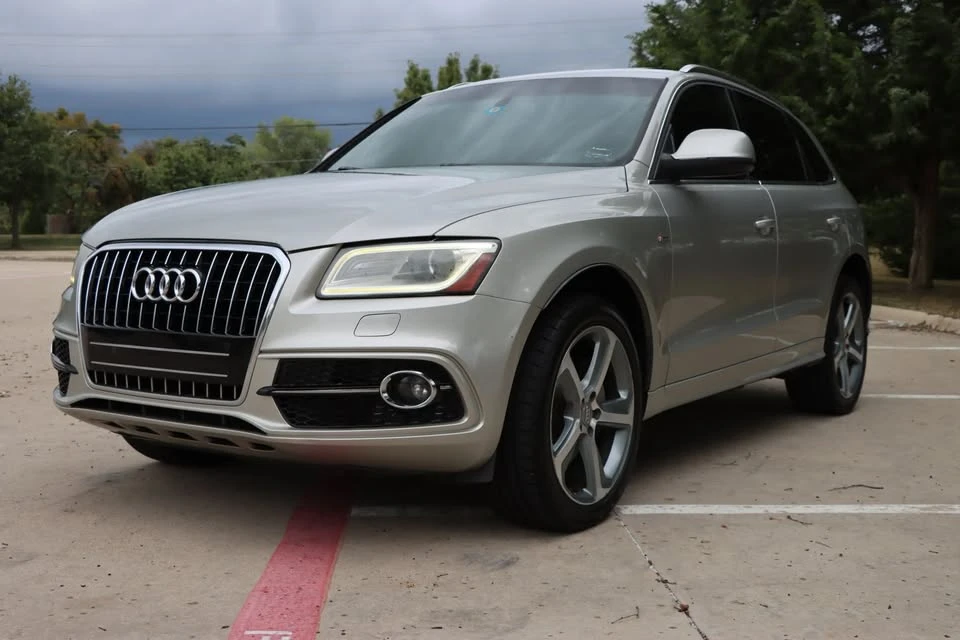 2013 Audi 8R Q5 - Image 2 of 20