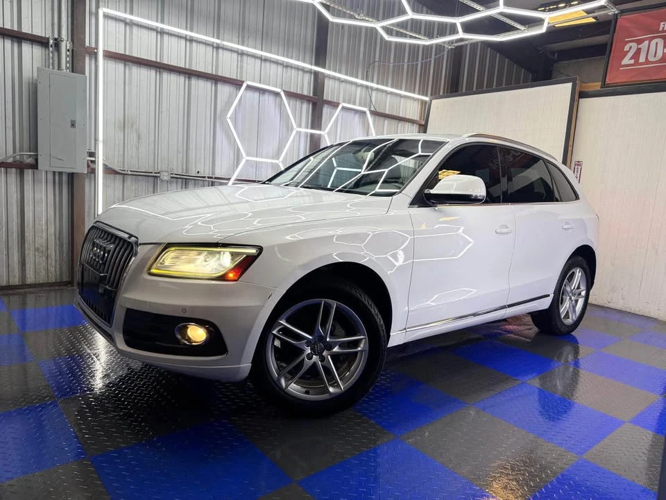 2013 Audi 8R Q5 - Image 2 of 19