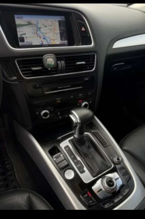 2013 Audi 8R Q5 - Image 10 of 11