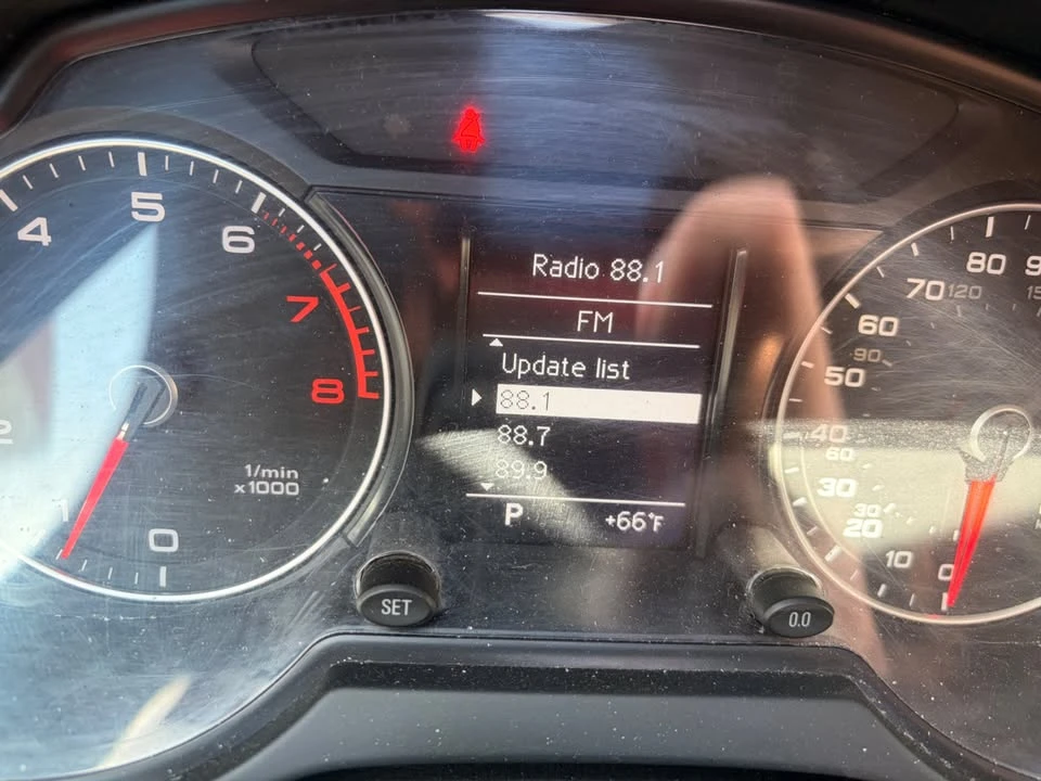 2013 Audi 8R Q5 - Image 8 of 9