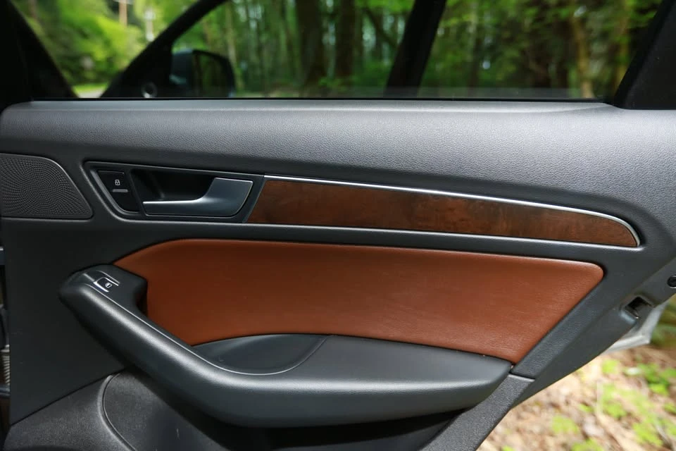 2013 Audi 8R Q5 - Image 14 of 14
