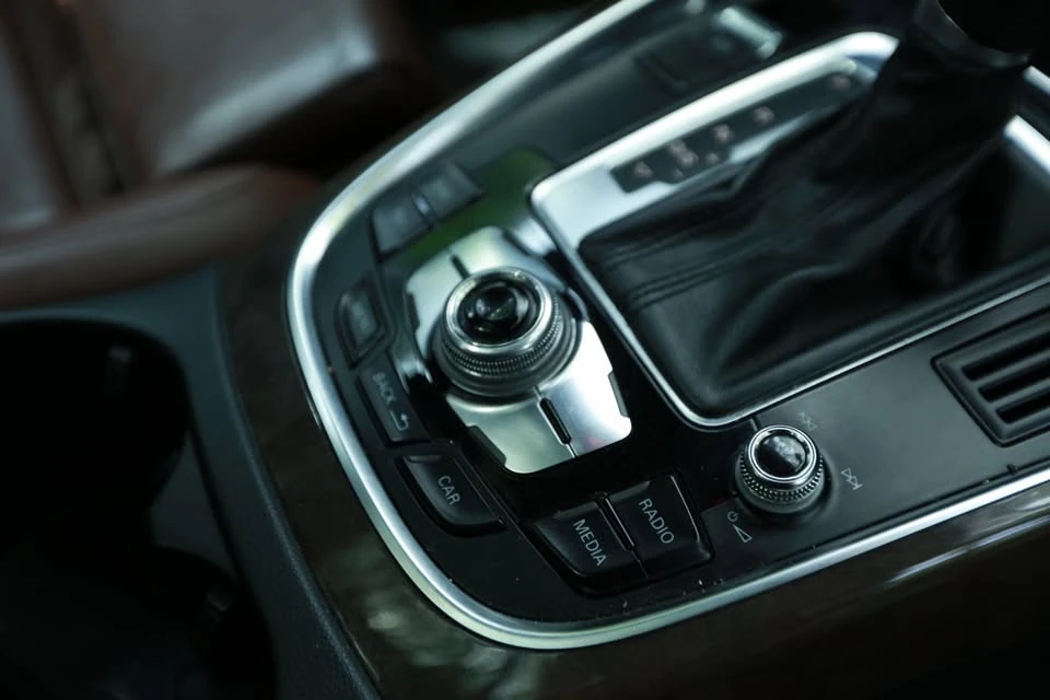 2013 Audi 8R Q5 - Image 5 of 14