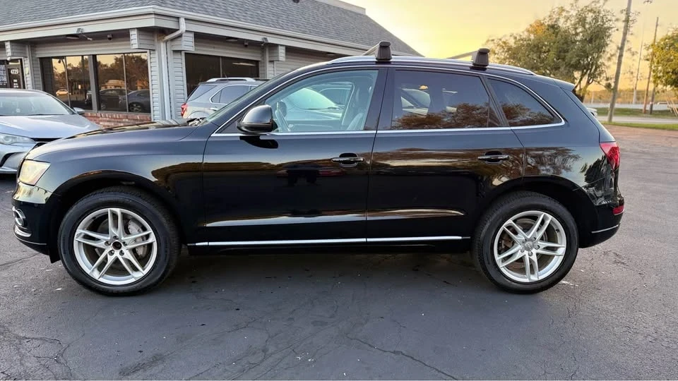 2013 Audi 8R Q5 - Image 2 of 19