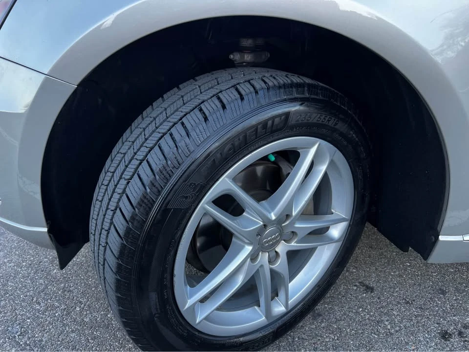 2013 Audi 8R Q5 - Image 17 of 18
