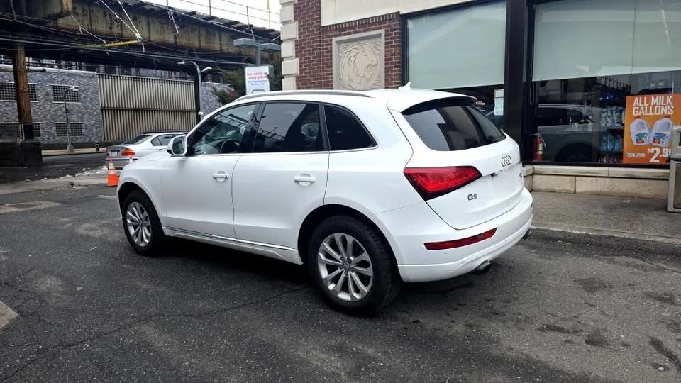 2013 Audi 8R Q5 - Image 10 of 17