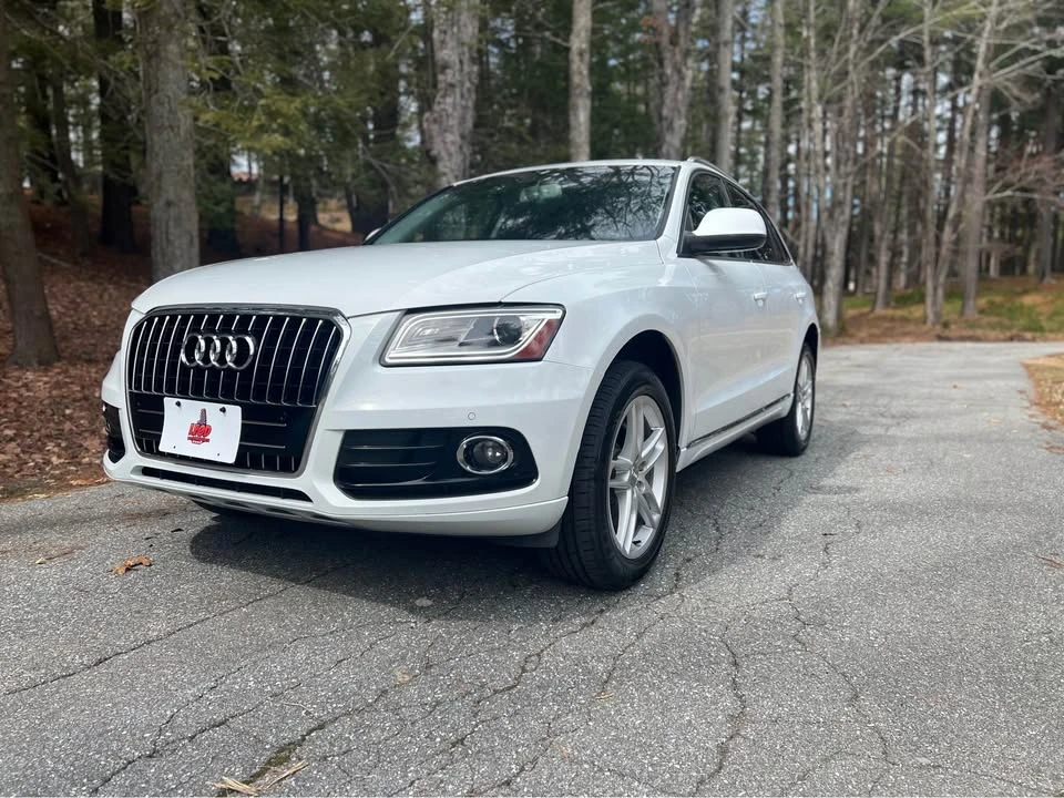2013 Audi 8R Q5 - Image 2 of 19