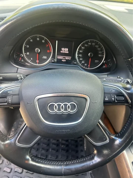 2013 Audi 8R Q5 - Image 10 of 15
