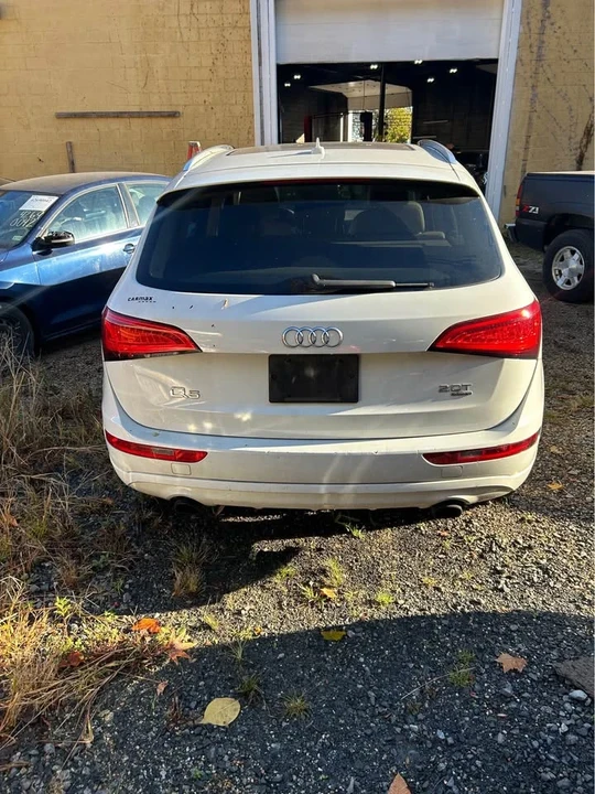 2013 Audi 8R Q5 - Image 5 of 10