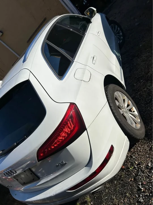2013 Audi 8R Q5 - Image 6 of 10
