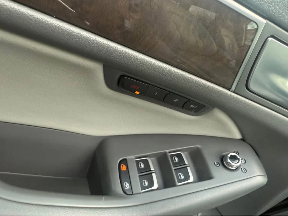 2013 Audi 8R Q5 - Image 12 of 15