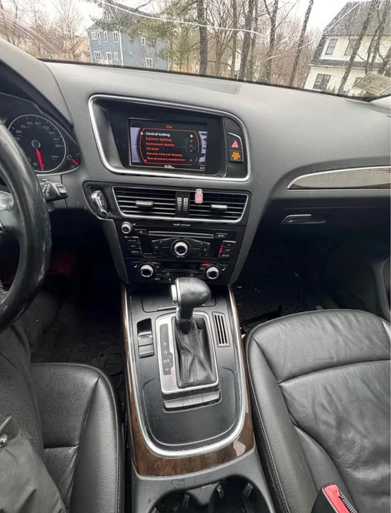 2013 Audi 8R Q5 - Image 10 of 12