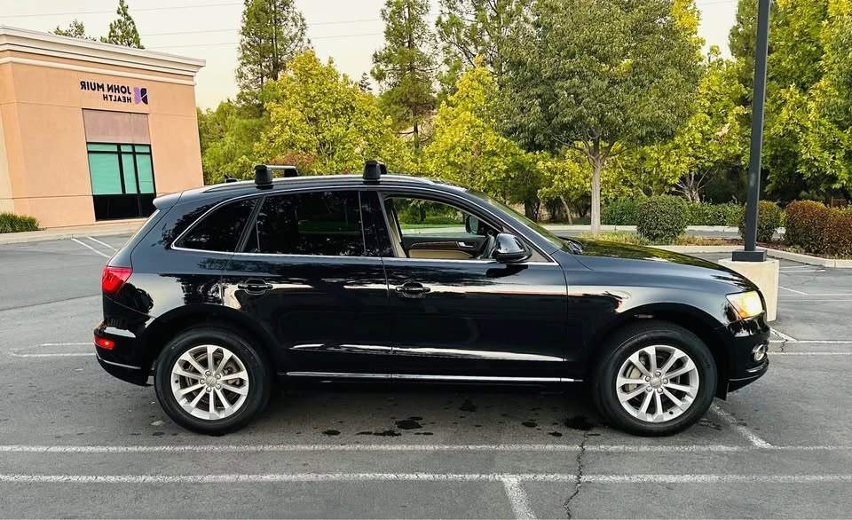 2013 Audi 8R Q5 - Image 2 of 19