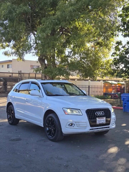 2013 Audi 8R Q5 - Image 2 of 6