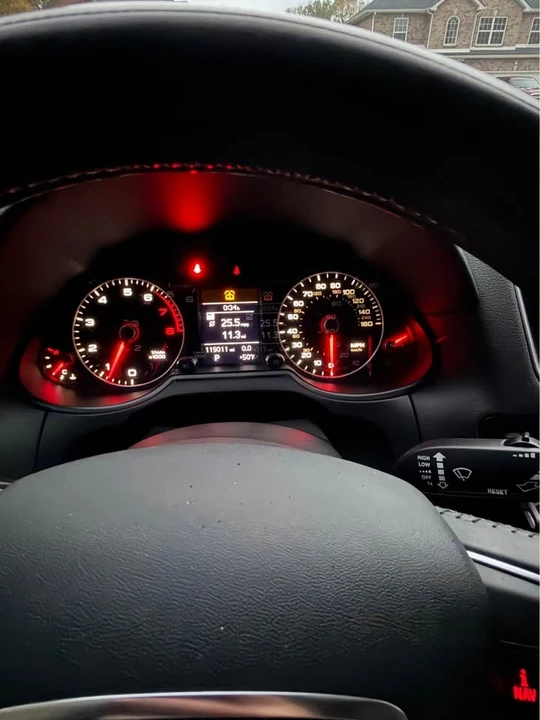 2013 Audi 8R Q5 - Image 12 of 16