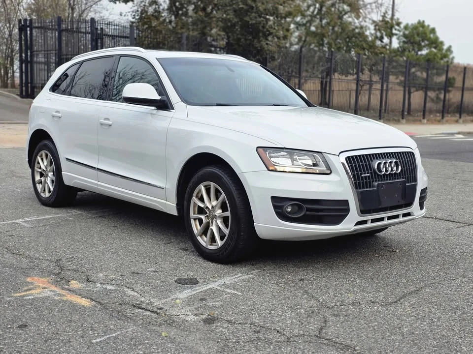 2013 Audi 8R Q5 - Image 2 of 14