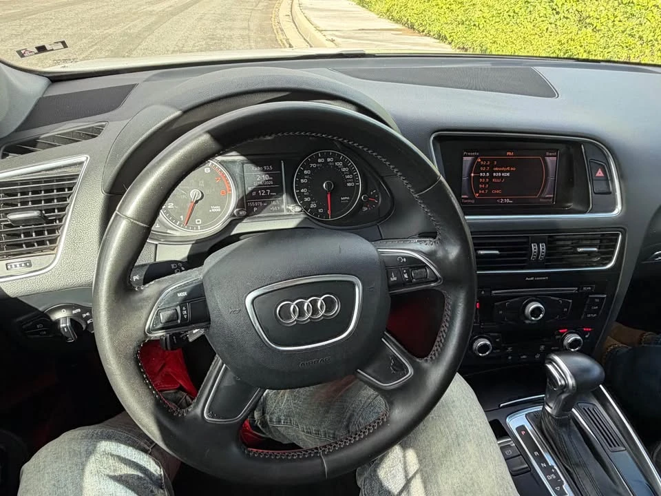 2013 Audi 8R Q5 - Image 10 of 16