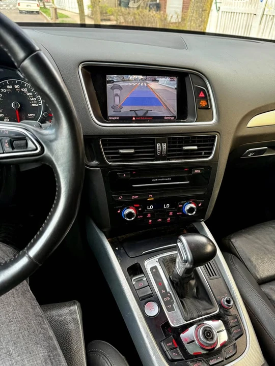 2013 Audi 8R Q5 - Image 8 of 9