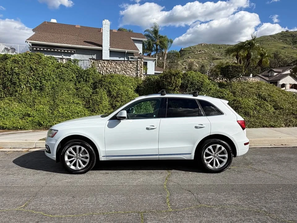 2013 Audi 8R Q5 - Image 2 of 16
