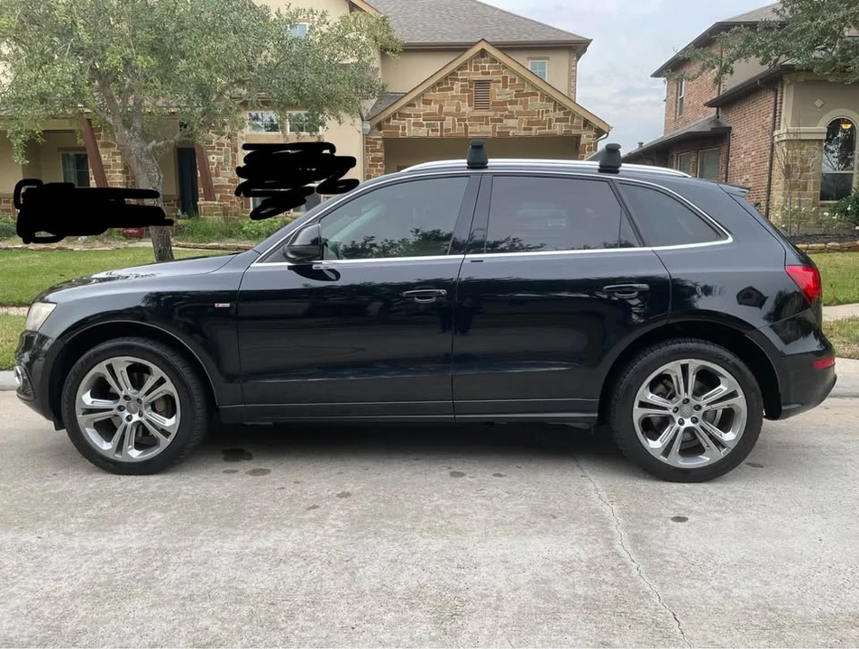 2013 Audi 8R Q5 - Image 2 of 15