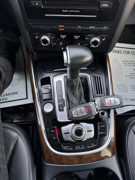 2013 Audi 8R Q5 - Image 9 of 13
