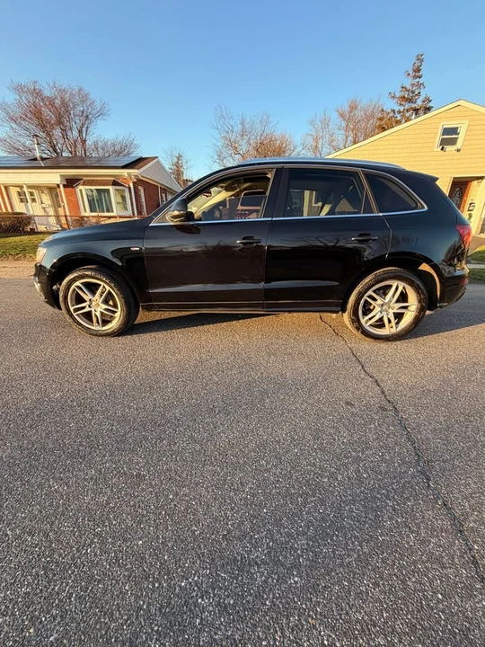 2013 Audi 8R Q5 - Image 2 of 20