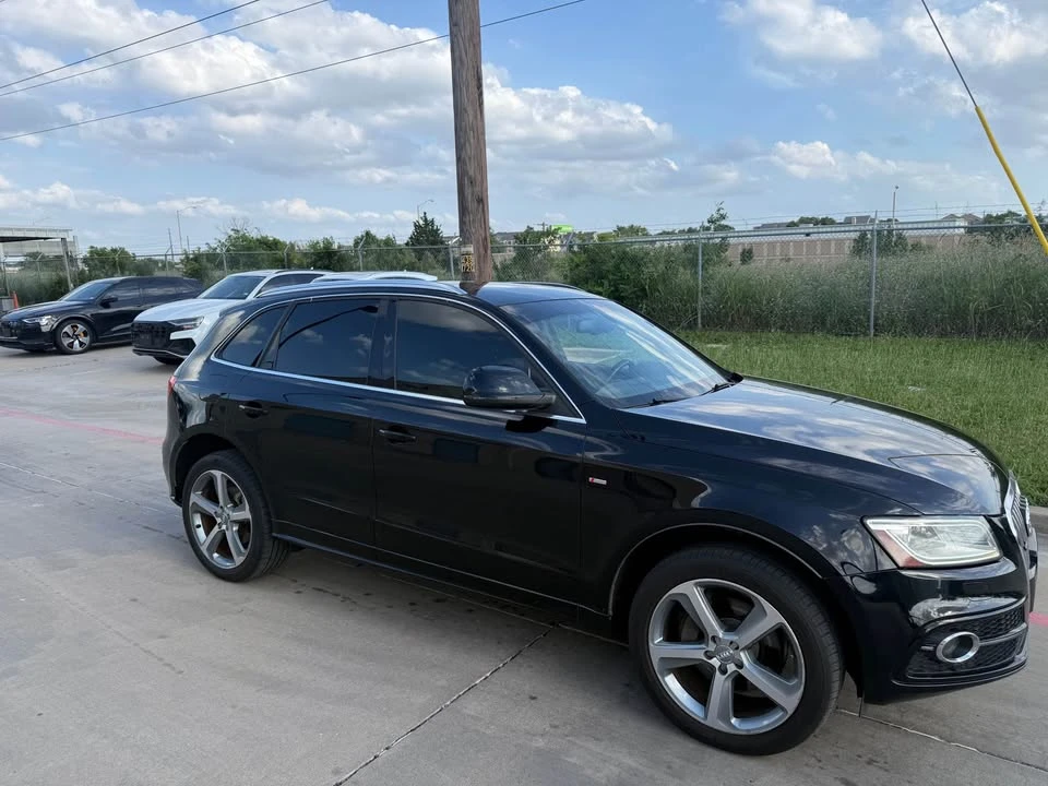 2013 Audi 8R Q5 - Image 2 of 12