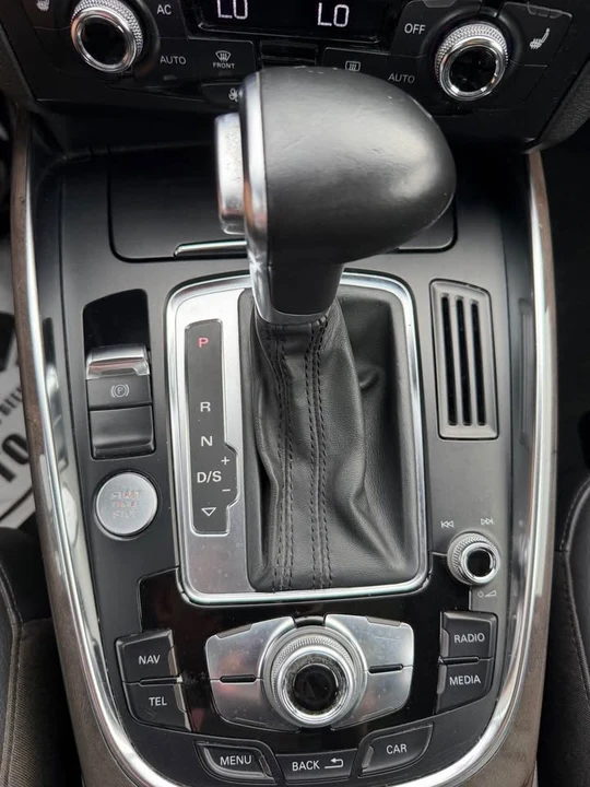 2013 Audi 8R Q5 - Image 12 of 15